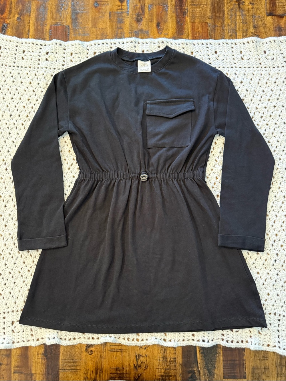 🌺Girl's ZARA Black Long-sleeve Dress. drawstring waist, Size 9 school casual